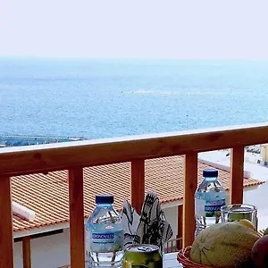 ocean-view-apartment-over-los-cristianos-playa-las-vistas.tenerifehoteles.net/
